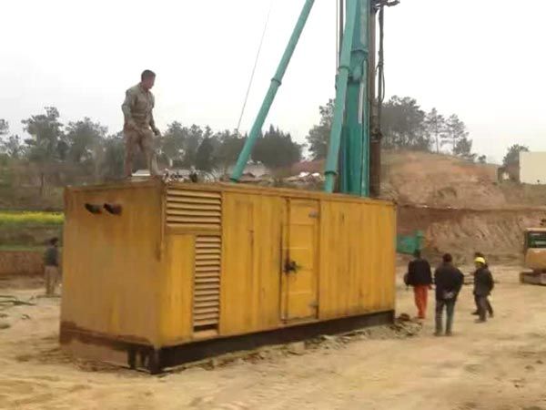 敦煌如何判断水冷式机油散热器密封件是否需要更换？